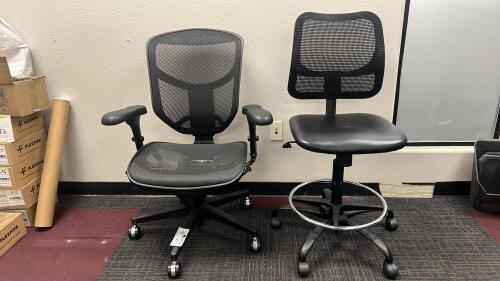 Lot of (2) Ergonomic Mesh Office Chair &ndash; Adjustable Arms and Rolling Base