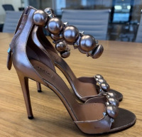 Ala&iuml;a Leather Studded Accents Sandals - 2