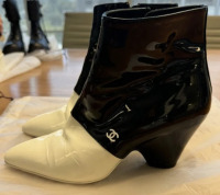 Chanel 2020 Interlocking CC Logo Boots - 2