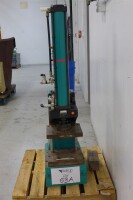 8 Ton Capacity, 90 psi; S/N 67190273 - 5
