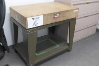 Starrett Crystal Pink Surface Plate on Stand - 2