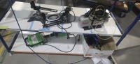 LOT: Rack with content: Asst's tools - 5