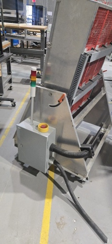 Heating system on wheels c/w 12 STELPO Forced Air units. Mod. SCH48T - 20/17,30 amps - 60 hz - 240 volts - 4800-3600 watts