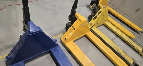 LOT: (3) assortedPallet Jacks, 5500lbs
