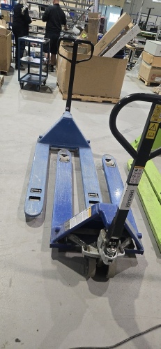 LOT: (2) BLUE GIANT Pallet Jacks