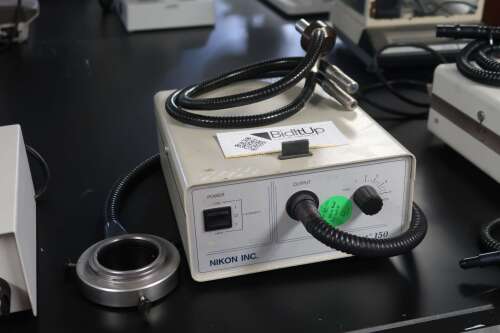 Volpi Nikon Crescent 150 Fiber Optic Light Source