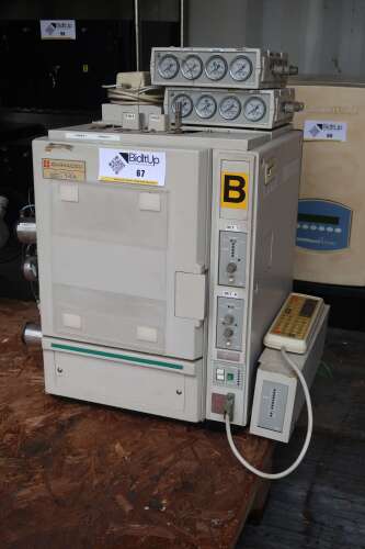 Shimadzu Model GC-14A Gas Chromatograph