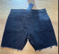 Saint Laurent high waisted five pocket jean short in black denim - 2