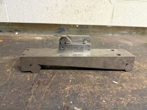 Mini Sine 2520 Precision Sine Fixture with Alignment-Eng Base
