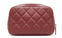 Chanel cosmetic case in red quilted leather - 2