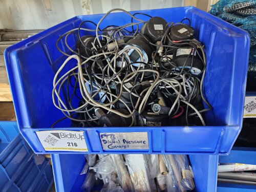 Lot of FTB Digital Pressure Gauges