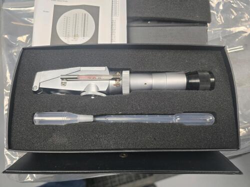 Extech RF30 Brix 3 Scale Refractometer
