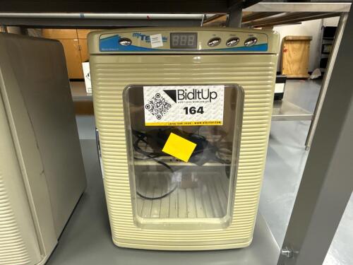 myTemp Ministore Benchmark #H2200-HC Mini Incubator
