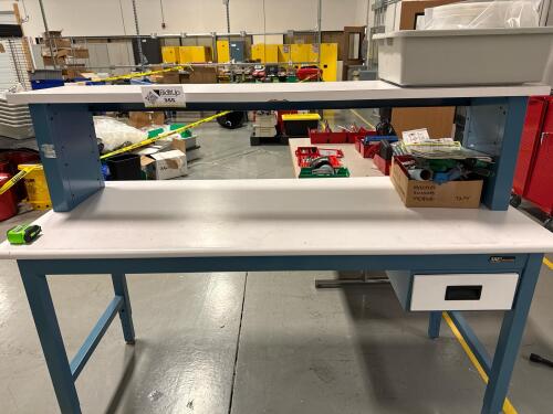 HD Desk with Pullout Drawer