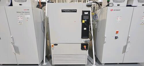 THERMOTRON Temperature Chamber (Environmental Test Equipment)