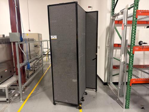 Portable folding room divider
