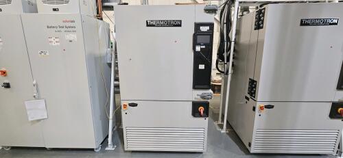 THERMOTRON Temperature Chamber (Environmental Test Equipment)