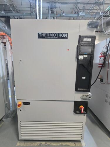 THERMOTRON Temperature Chamber (Environmental Test Equipment)