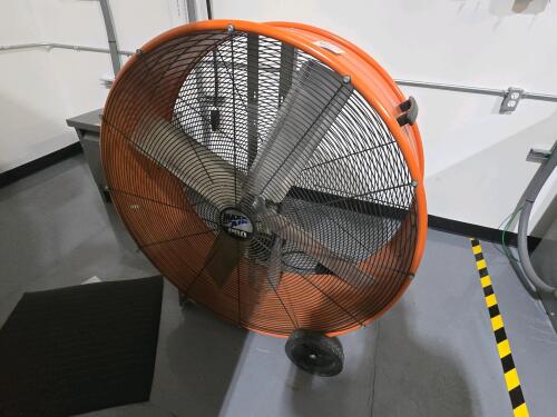 Max Air Pro Mobile 42" Fan