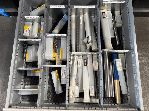 Assortment of DuoLock Carbide Endmills