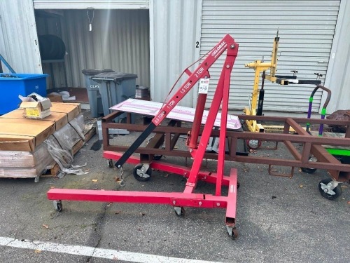 Global Industrial Folding Floor Crane with Telescopic Boom 4000 Lb. Capacity